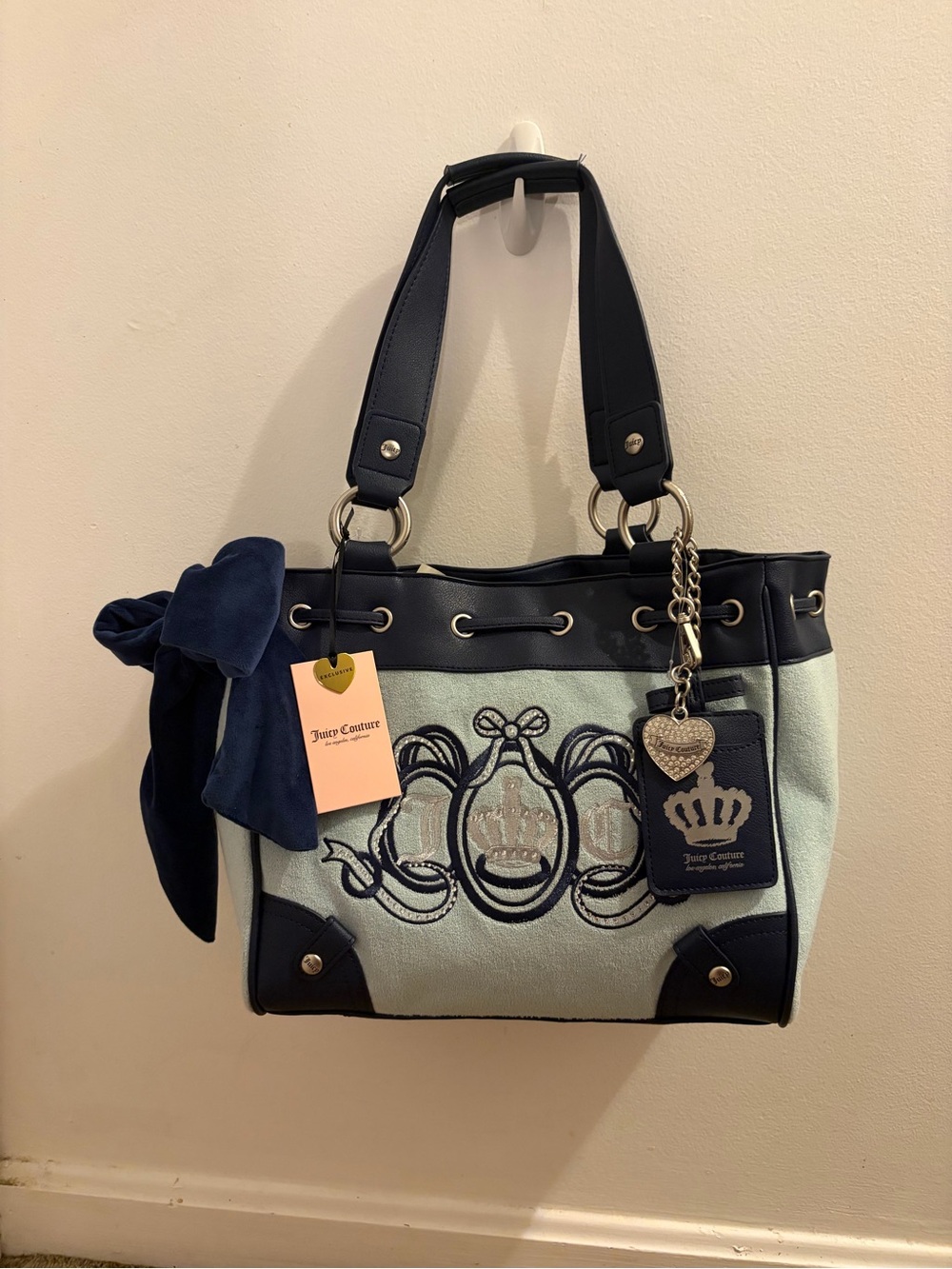 Juicy Couture Navy & Light Blue Daydreamer